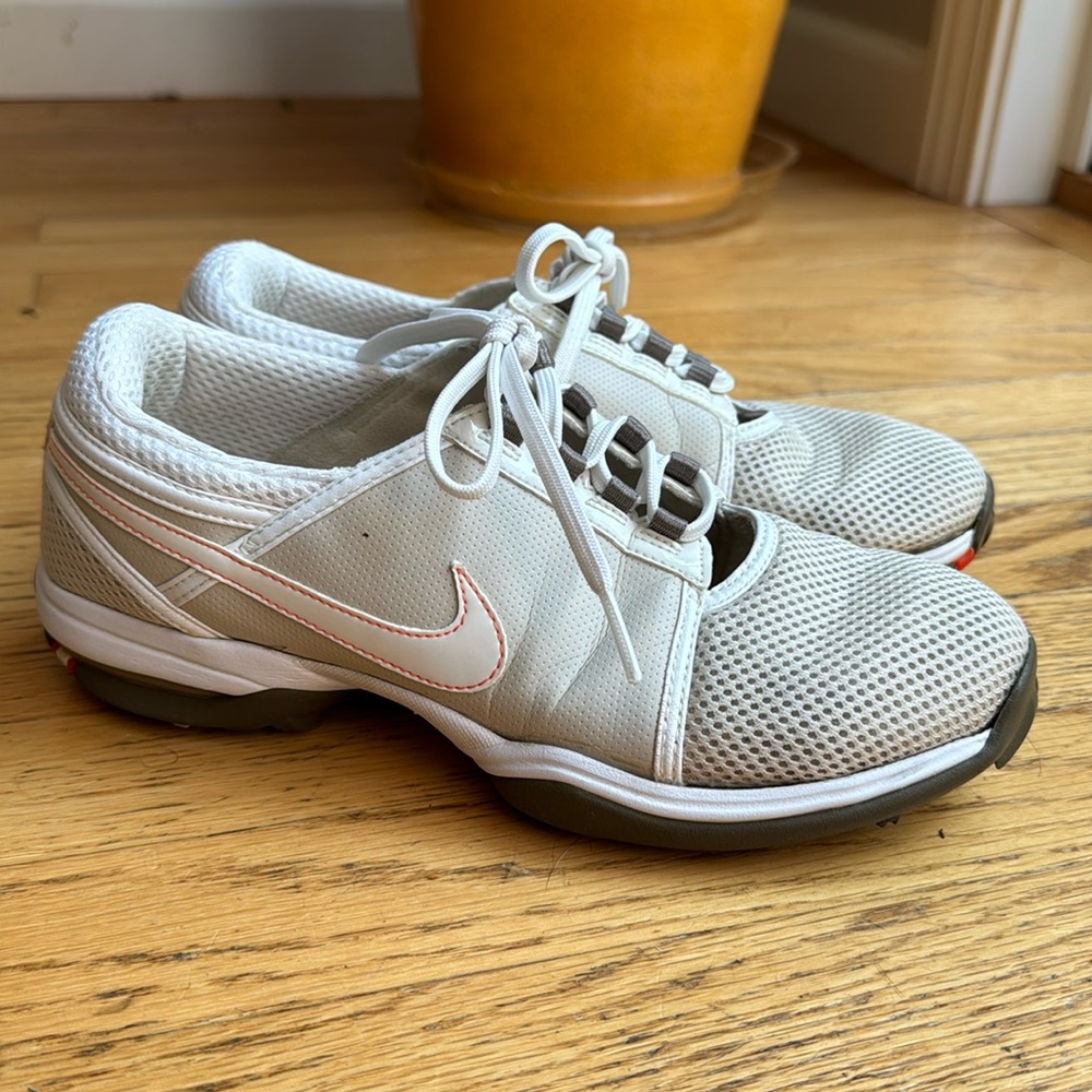 Nike Women’s Golf Shoes, Sz 7